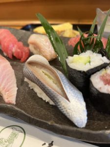 名城線黒川駅すぐの「寿司　八久茂」のランチがおいしい！